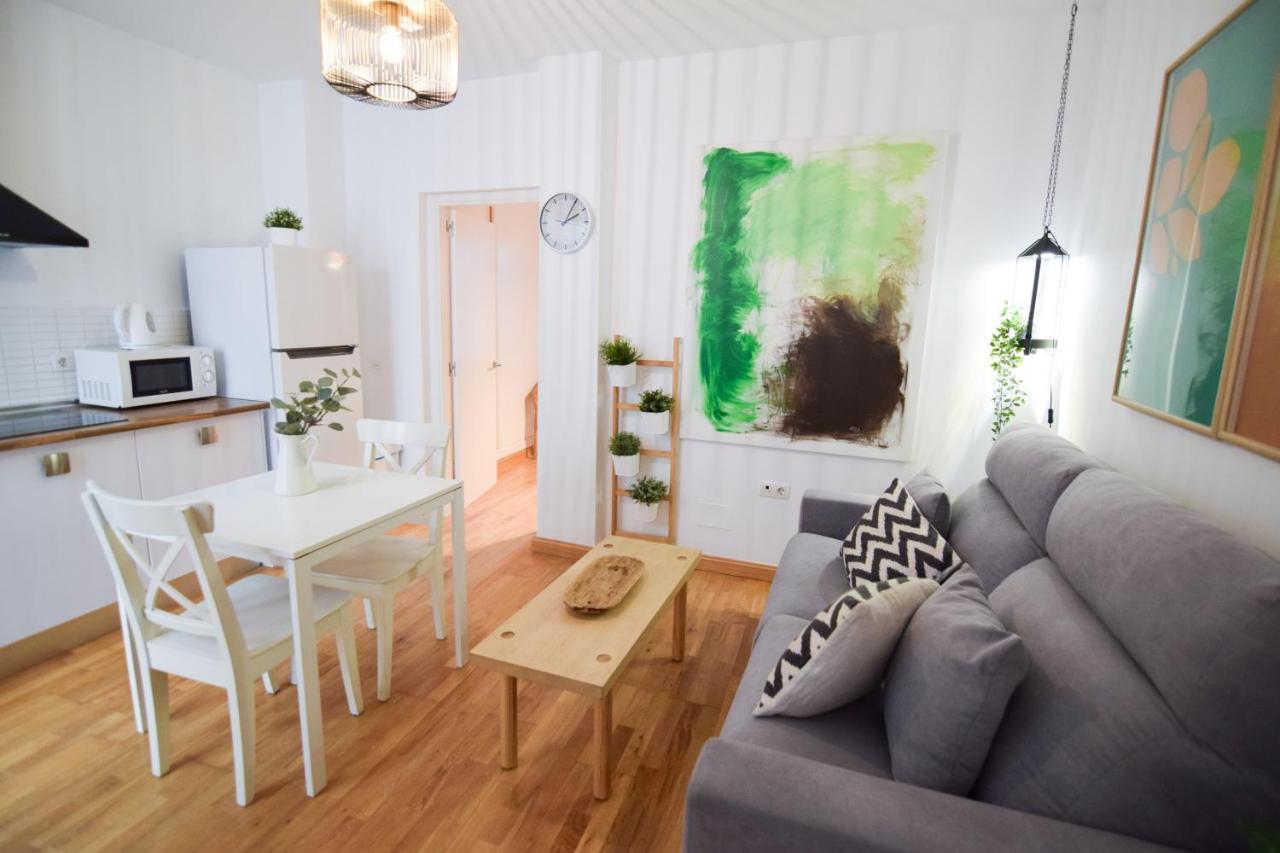 Letmalaga Carreteria Apartment Exterior photo